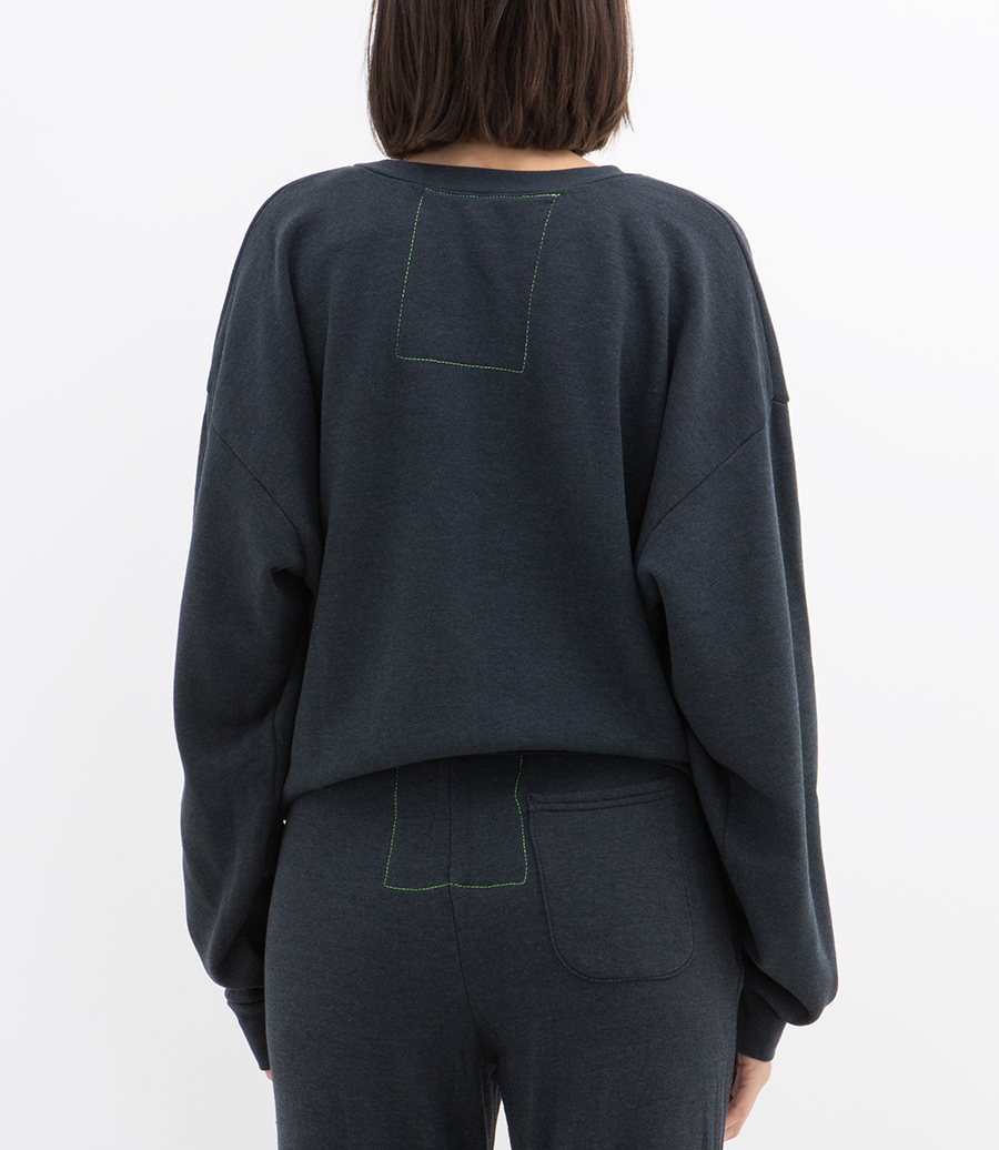BOLT HEART CREW SWEATSHIRT RELAXED