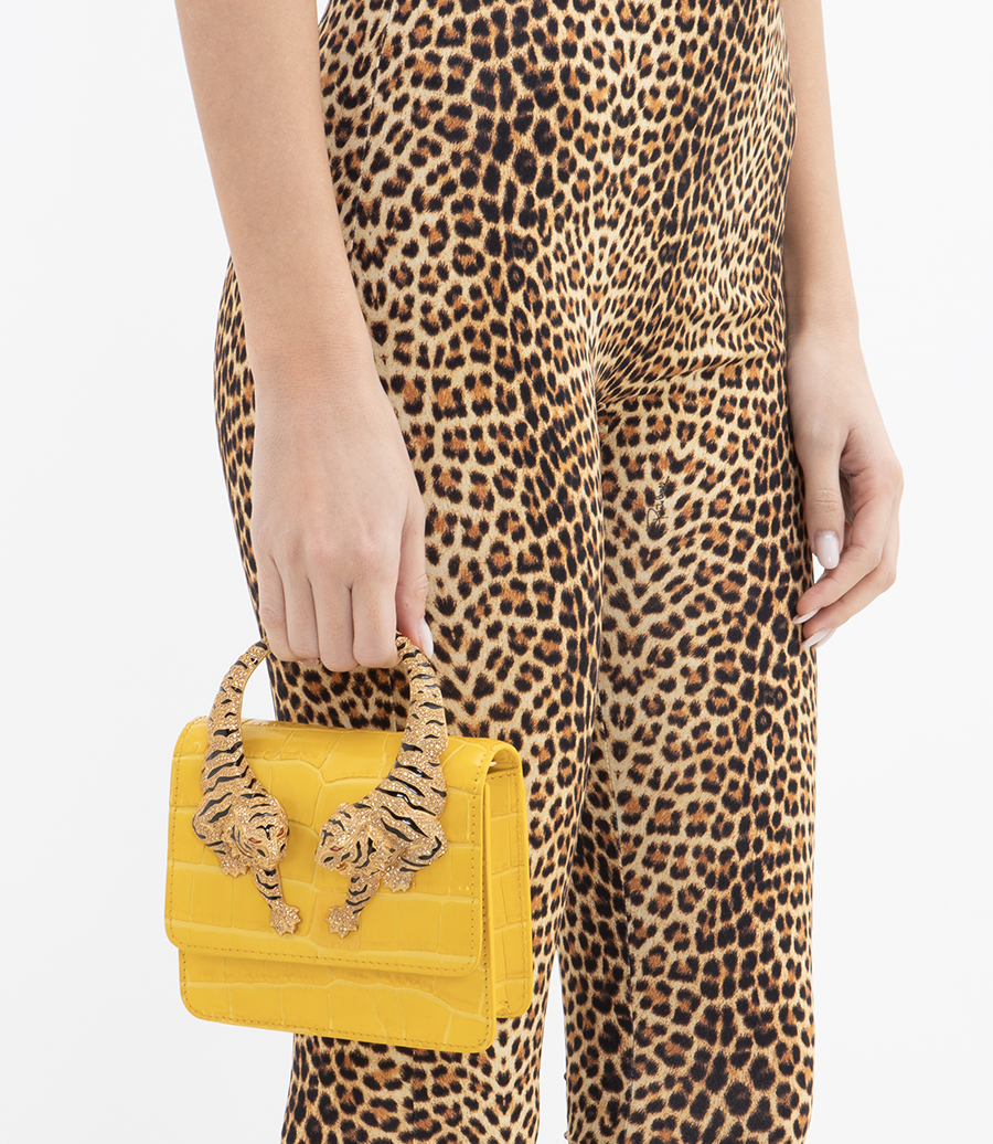 ROAR SMALL FLAP